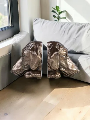Liorventhys Dachshund Bookends, Bronzed Finish Metal, 5.31w x 8.86h x 5.51d